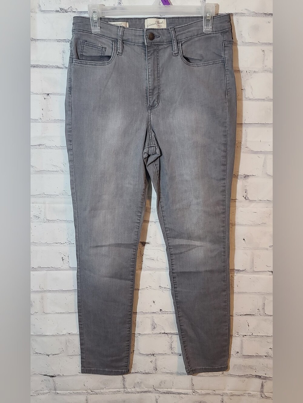 Universal Thread Womens Gray Denim High Rise Skinny Jeans Button Sz 10